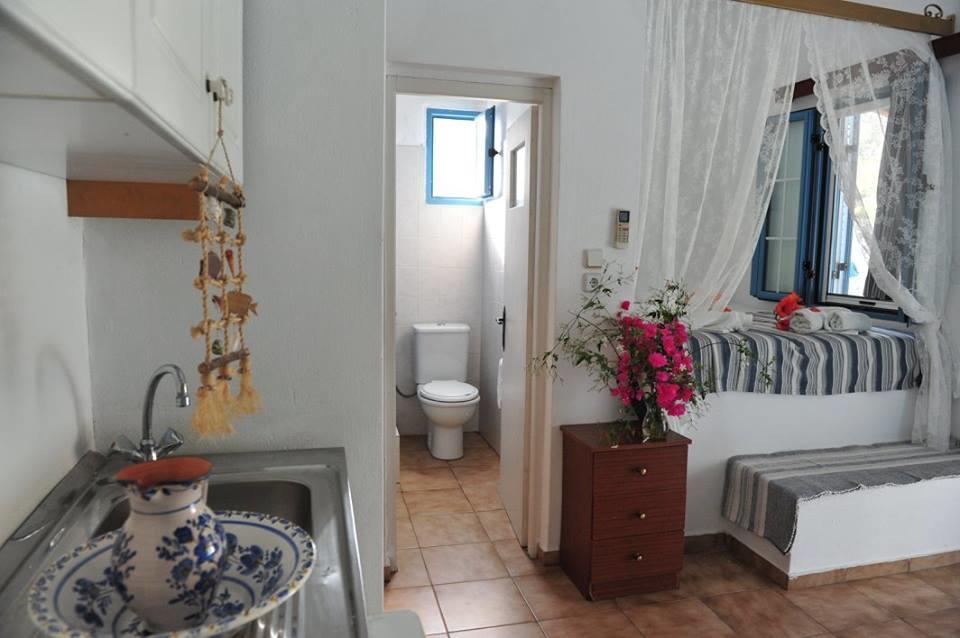 Lampi'S Dolphin Aparthotel Pátmos Екстериор снимка