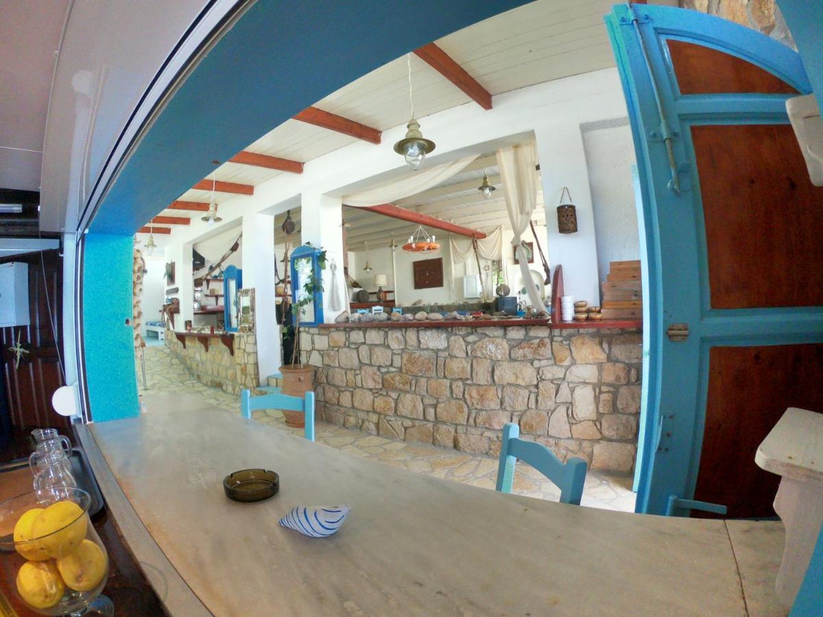 Lampi'S Dolphin Aparthotel Pátmos Екстериор снимка
